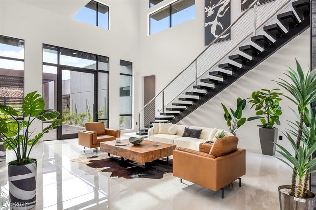 14 Sanctuary Peak Court, Henderson, NV 89012