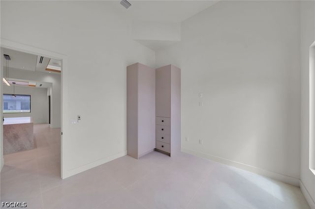 316 SW 13th CT, Cape Coral, FL 33991