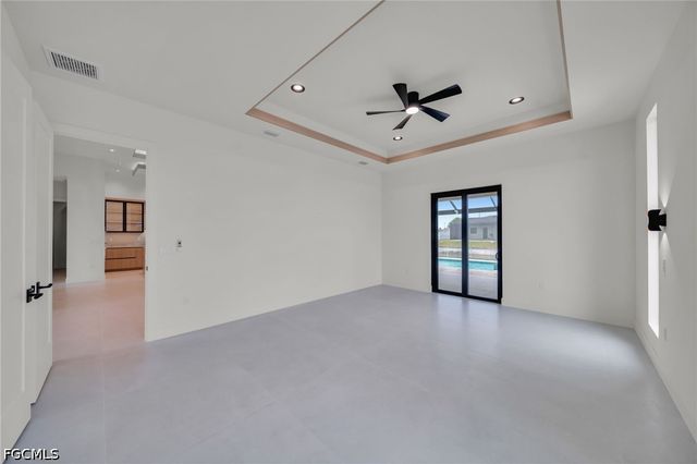 316 SW 13th CT, Cape Coral, FL 33991