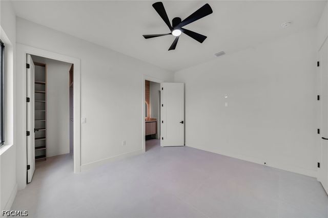 316 SW 13th CT, Cape Coral, FL 33991