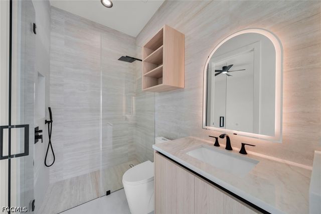 316 SW 13th CT, Cape Coral, FL 33991