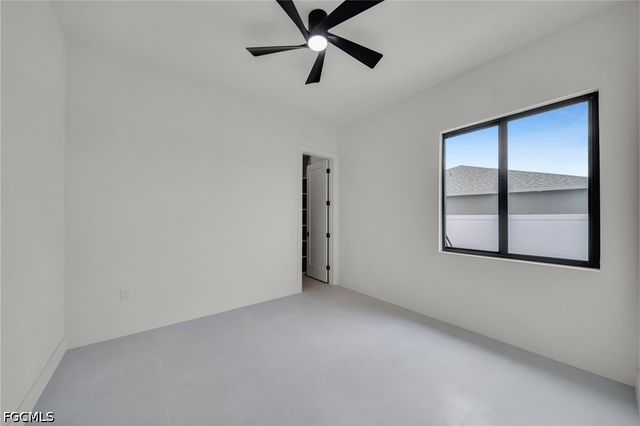 316 SW 13th CT, Cape Coral, FL 33991