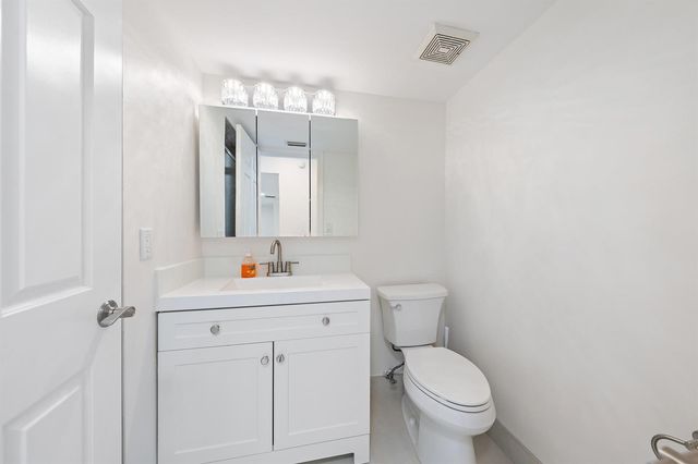 1000 N Us Highway 1 652, Jupiter, FL 33477