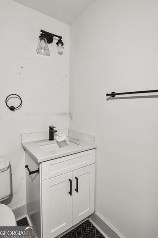 3859 N Camp Creek Parkway SW, Atlanta, GA 30331