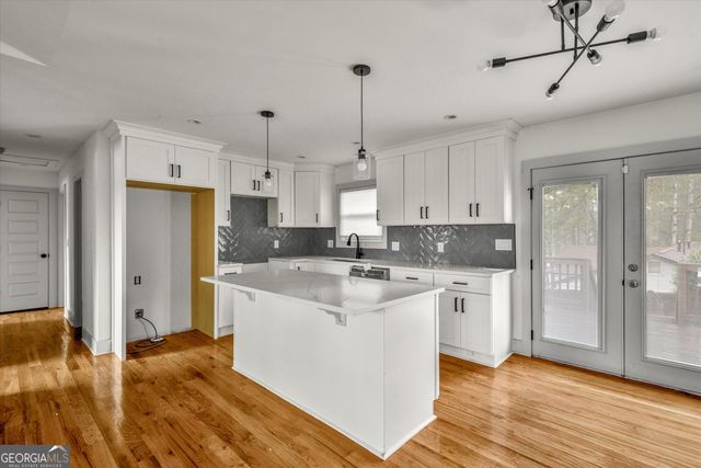 3859 N Camp Creek Parkway SW, Atlanta, GA 30331