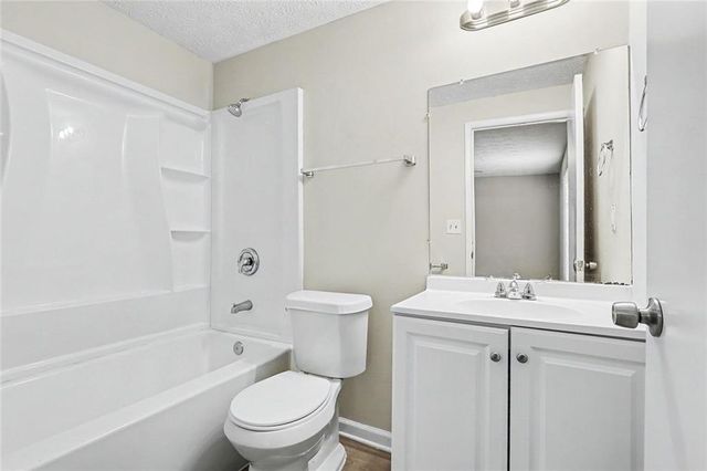 2196 Scarbrough Drive, Stone Mountain, GA 30088