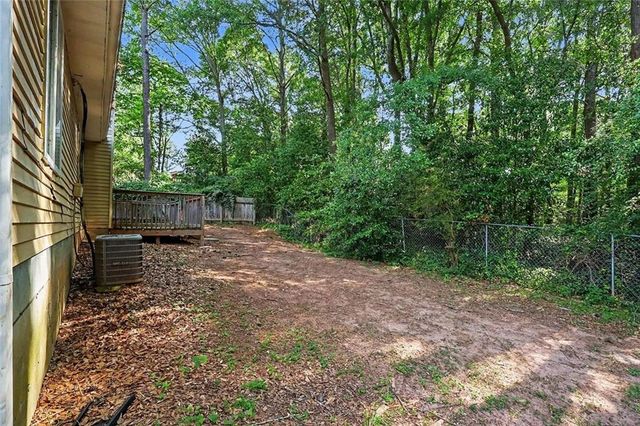 2196 Scarbrough Drive, Stone Mountain, GA 30088