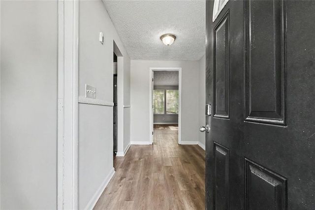 2196 Scarbrough Drive, Stone Mountain, GA 30088