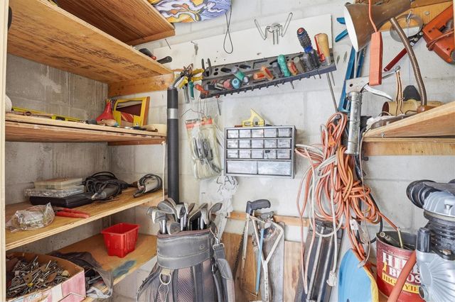 7701 STARKEY ROAD 412, Seminole, FL 33777