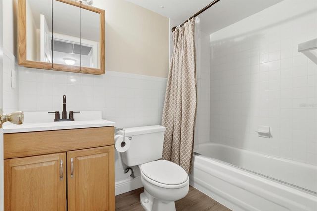 7701 STARKEY ROAD 412, Seminole, FL 33777