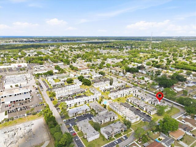 7701 STARKEY ROAD 412, Seminole, FL 33777