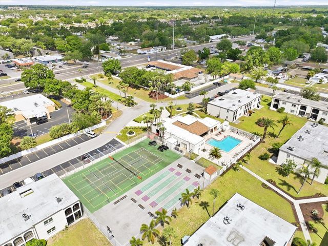 7701 STARKEY ROAD 412, Seminole, FL 33777