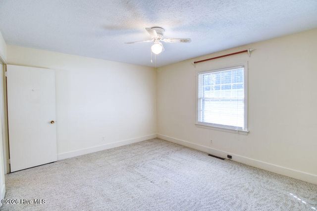 109 E New Hope Road, Goldsboro, NC 27534