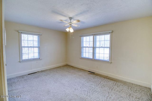 109 E New Hope Road, Goldsboro, NC 27534