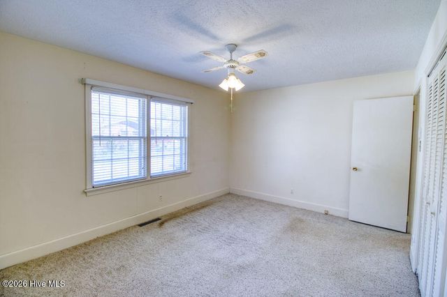 109 E New Hope Road, Goldsboro, NC 27534