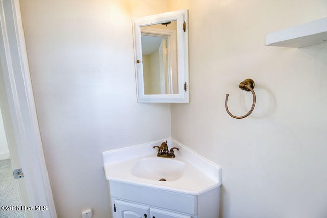 109 E New Hope Road, Goldsboro, NC 27534