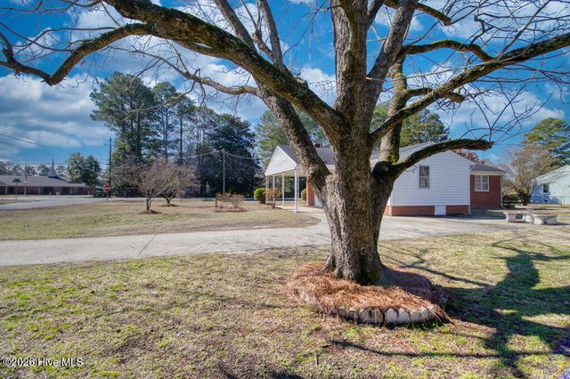 109 E New Hope Road, Goldsboro, NC 27534