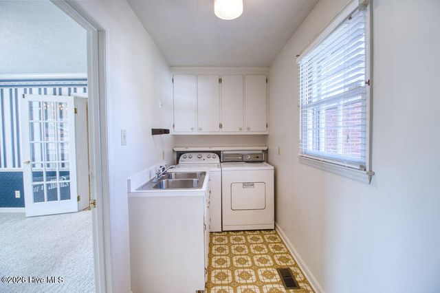 109 E New Hope Road, Goldsboro, NC 27534