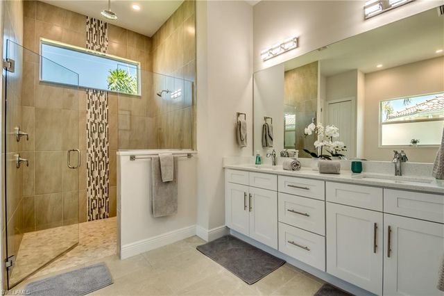 4825 SW 25th PL, Cape Coral, FL 33914