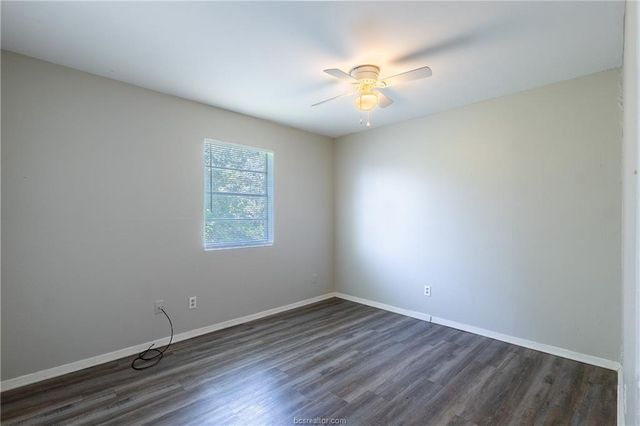 2706 Evergreen Circle C, Bryan, TX 77801