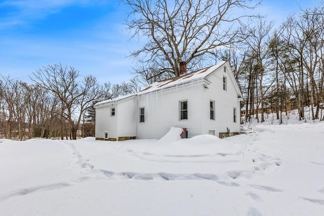 597 Mendon Rd, Northbridge, MA 01534