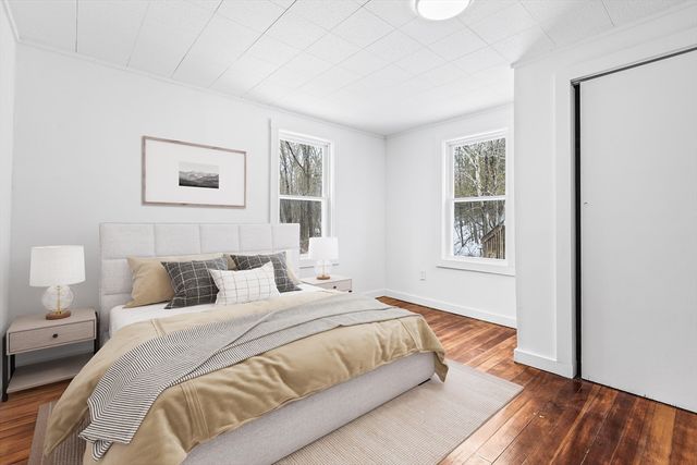 597 Mendon Rd, Northbridge, MA 01534