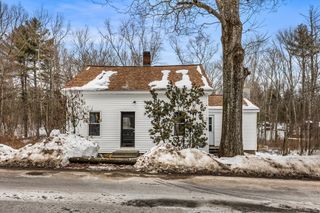 597 Mendon Rd, Northbridge, MA 01534