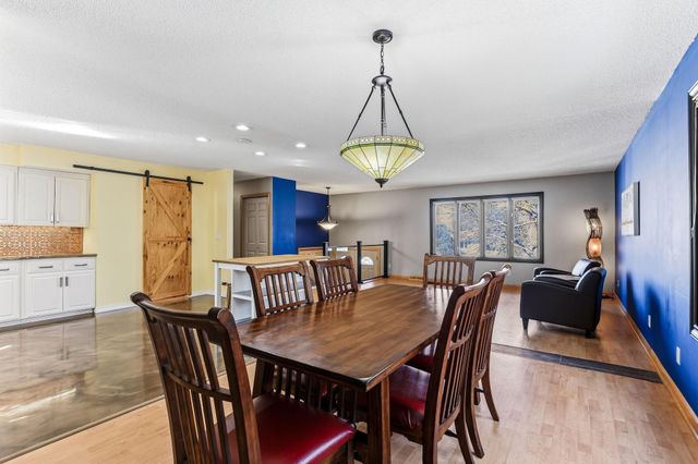 1108 Lacota Circle, Burnsville, MN 55337