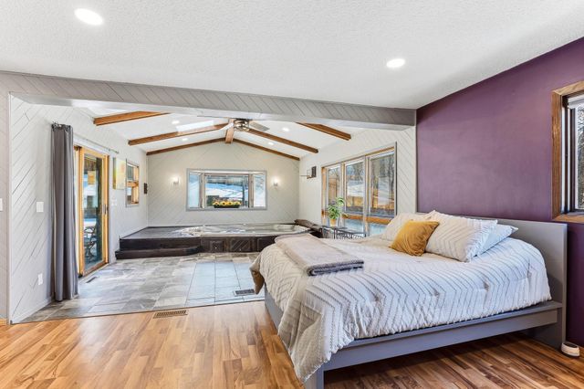 1108 Lacota Circle, Burnsville, MN 55337