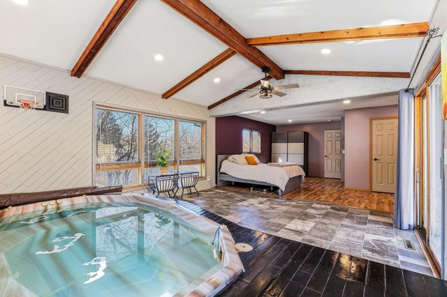 1108 Lacota Circle, Burnsville, MN 55337