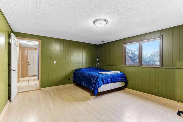 1108 Lacota Circle, Burnsville, MN 55337