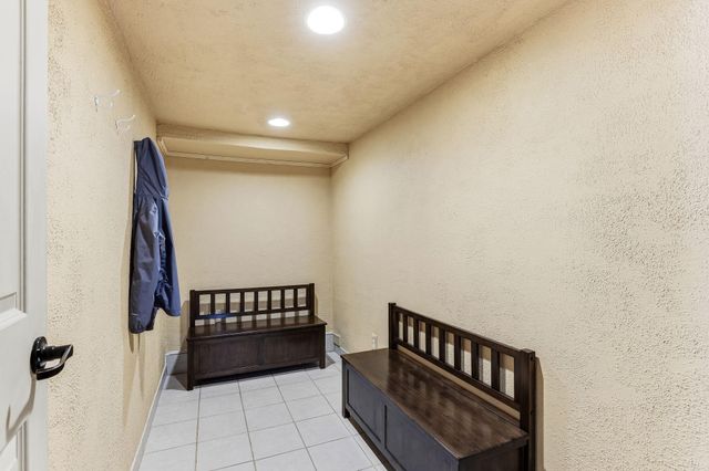 1108 Lacota Circle, Burnsville, MN 55337