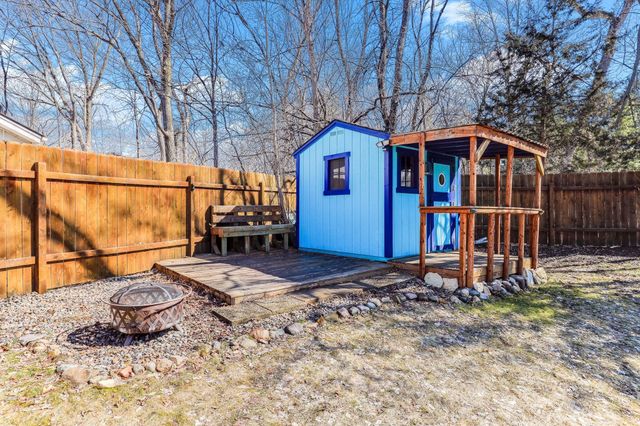 1108 Lacota Circle, Burnsville, MN 55337