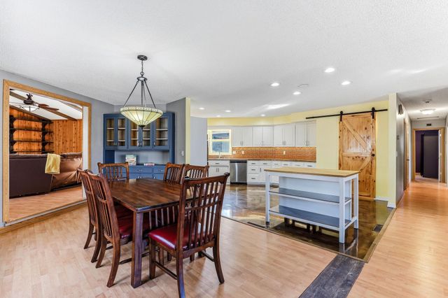 1108 Lacota Circle, Burnsville, MN 55337