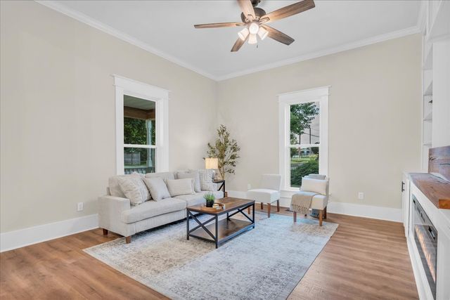 141 N Russell St, Portland, TN 37148