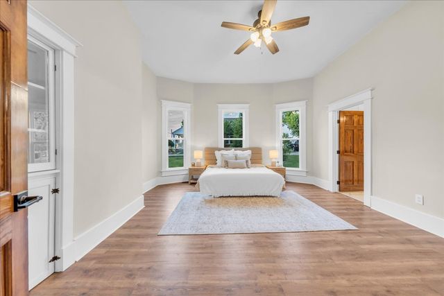 141 N Russell St, Portland, TN 37148