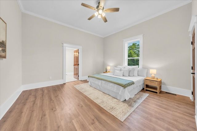 141 N Russell St, Portland, TN 37148