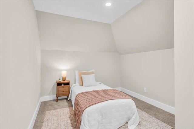 141 N Russell St, Portland, TN 37148