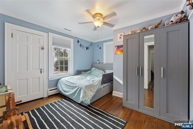 15 Godfrey Avenue, Roseland, NJ 07068