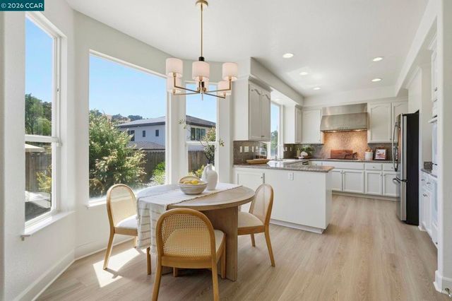 183 Lasata Ct, Danville, CA 94526