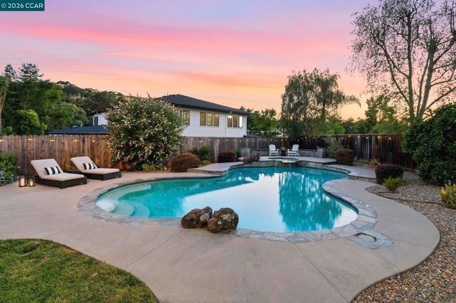 183 Lasata Ct, Danville, CA 94526