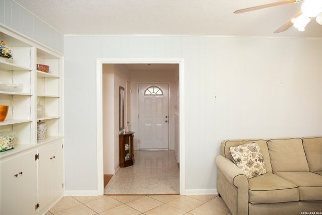 3715 OAK TRL, San Antonio, TX 78228