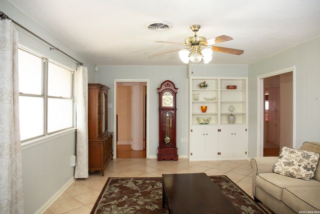 3715 OAK TRL, San Antonio, TX 78228