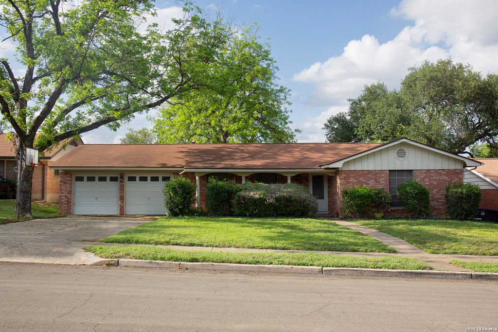 3715 OAK TRL, San Antonio, TX 78228