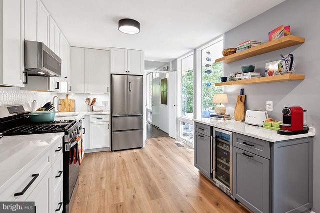 2305 GLASGOW RD, Alexandria, VA 22307