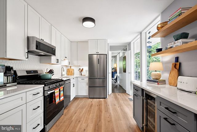 2305 GLASGOW RD, Alexandria, VA 22307