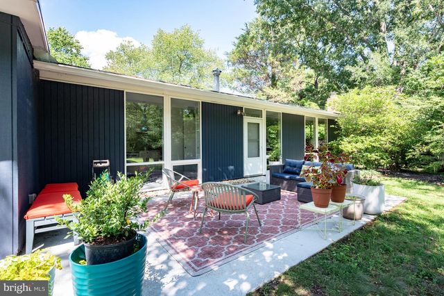 2305 GLASGOW RD, Alexandria, VA 22307
