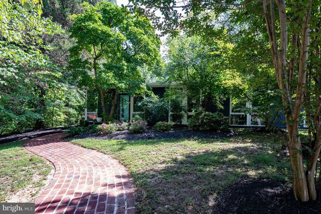 2305 GLASGOW RD, Alexandria, VA 22307