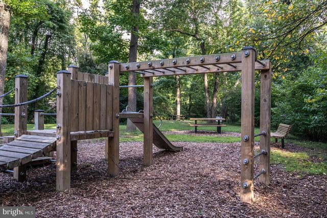 2305 GLASGOW RD, Alexandria, VA 22307