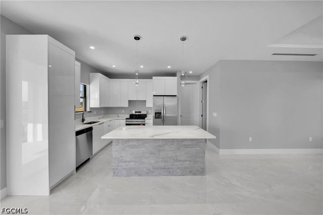 2106 W 18th ST, Lehigh Acres, FL 33972